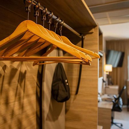 Hotel Pommern マリエハムン エクステリア 写真